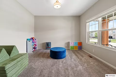 17618 Clay St, Bennington, NE 68007 photo 7