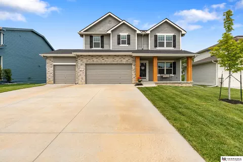 17618 Clay St, Bennington, NE 68007 photo 3