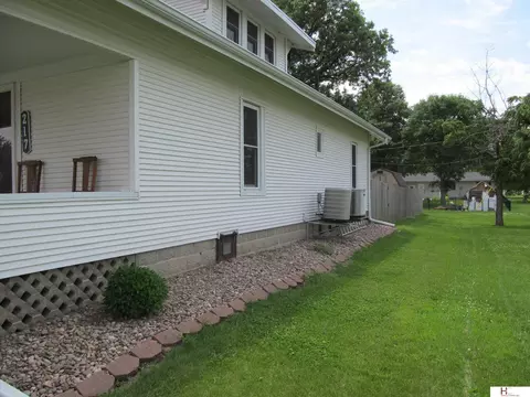 Exterior - 217 S Union Ave, Exeter, NE 68351 photo 4 of 6