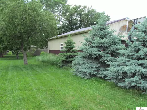 Exterior - 217 S Union Ave, Exeter, NE 68351 photo 5 of 6