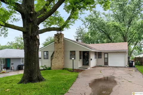 4227 N 65 Ave, Omaha, NE 68104