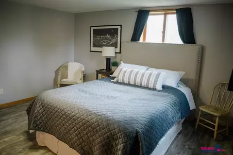Bedroom - 204 E Mill St, Avoca, IA 51521 photo 8 of 9