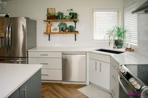 Kitchen - 204 E Mill St, Avoca, IA 51521 photo 5 of 6