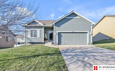 10408 Lewis And Clark Rd, Bellevue, NE 68123
