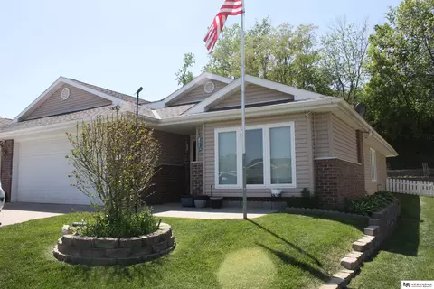 120 W Deer Ln, Plattsmouth, NE 68048