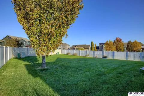 15930 Grebe St, Bennington, NE 68007 photo 32