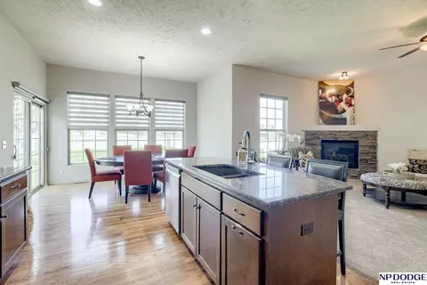 15930 Grebe St, Bennington, NE 68007 photo 11