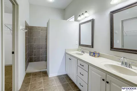 15930 Grebe St, Bennington, NE 68007 photo 17