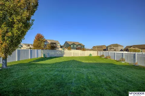 15930 Grebe St, Bennington, NE 68007 photo 30