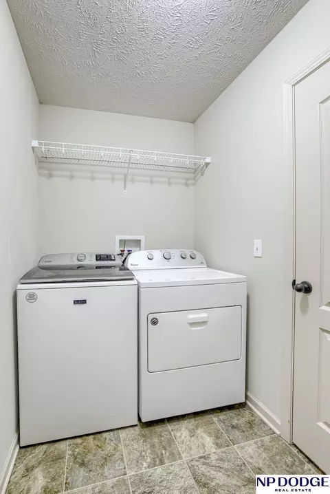 15930 Grebe St, Bennington, NE 68007 photo 21