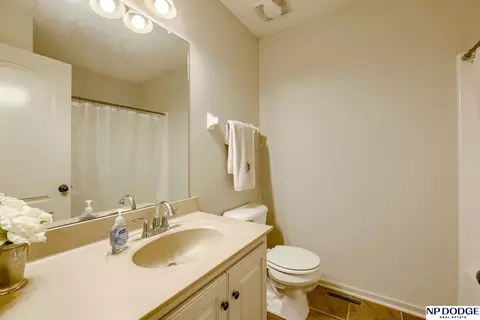 15930 Grebe St, Bennington, NE 68007 photo 24