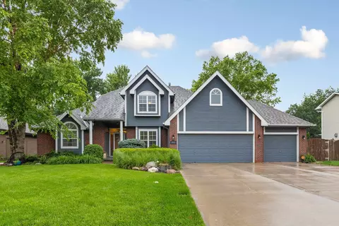 4002 N 207th St, Elkhorn, NE 68022