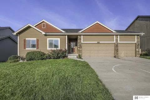 14704 S 22 St, Bellevue, NE 68123