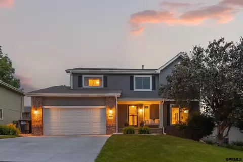 16867 Patterson Dr, Omaha, NE 68136