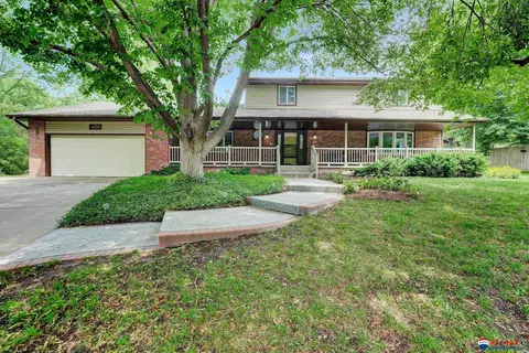 4130 N 42nd Street Cir, Lincoln, NE 68504