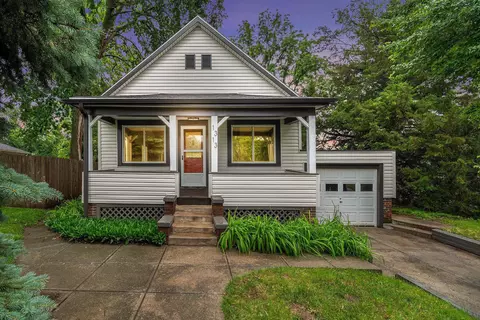 1313 Harrison St, Bellevue, NE 68147