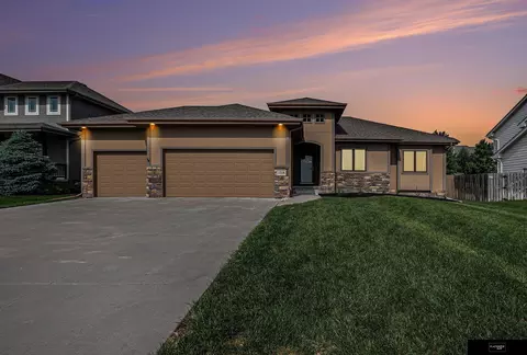 1314 N 180th St, Elkhorn, NE 68022