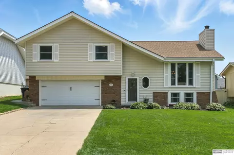 13441 Westwood Ln, Omaha, NE 68144