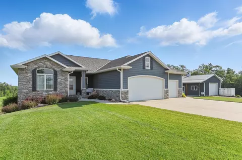 Exterior - 2180 County Rd N, Malmo, NE 68040 photo 6 of 22