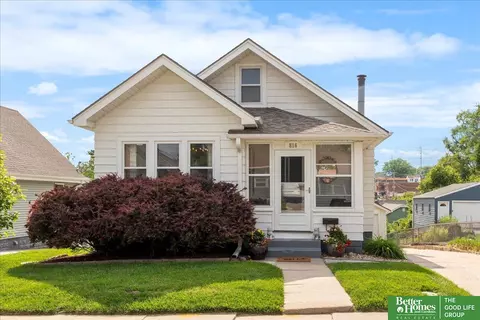 816 S 49th St, Omaha, NE 68106