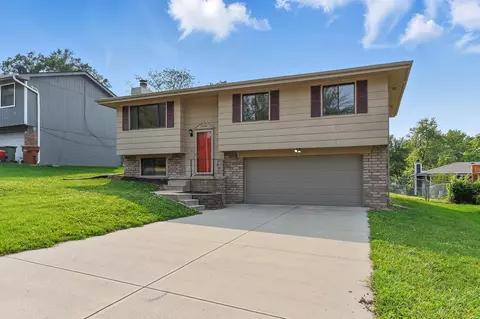 13304 S 21st St, Bellevue, NE 68123