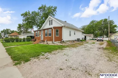 725 N Bell St, Fremont, NE 68025