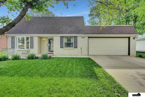 2000 N 76th St, Lincoln, NE 68505