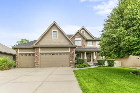 7644 Leawood St, Papillion, NE 68046
