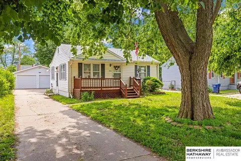 2505 Hancock St, Bellevue, NE 68005