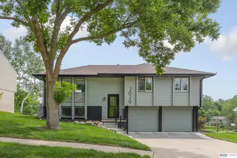 2629 N 129th Cir, Omaha, NE 68164