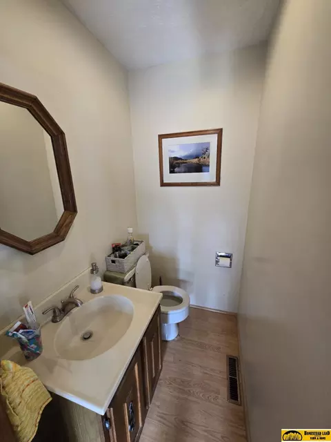 1421 11th St, Beatrice, NE 68310 photo 13