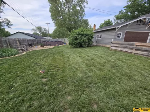 1421 11th St, Beatrice, NE 68310 photo 27