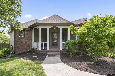 759 Simms Ave, Council Bluffs, IA 51503