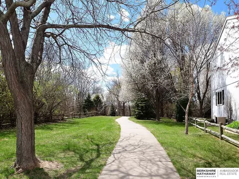4402 N Branch Dr, Omaha, NE 68116