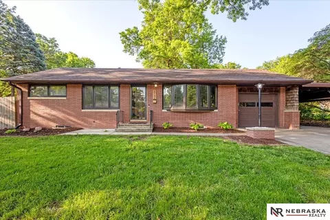 6731 Fremont St, Lincoln, NE 68507