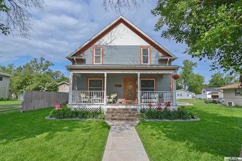 212 Nebraska St, Murdock, NE 68407