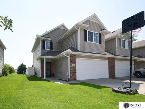 11210 N 144 St, Waverly, NE 68462