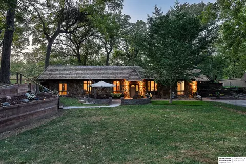 4128 State St, Omaha, NE 68112