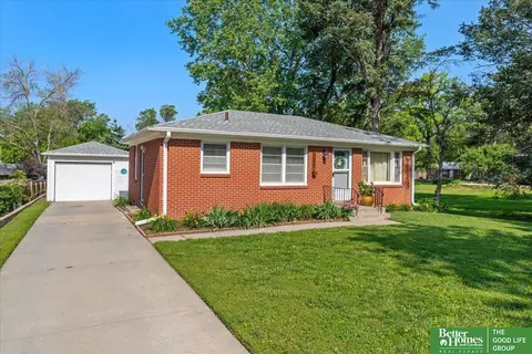 2929 N 64 St, Lincoln, NE 68507