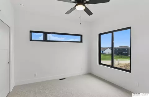 16951 Benjamin St, Bennington, NE 68007 photo 27