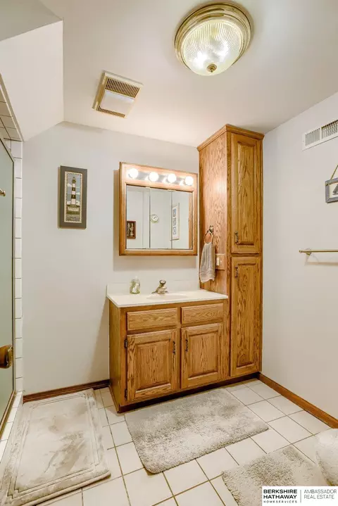 280 N 8th St, Springfield, NE 68059 photo 16