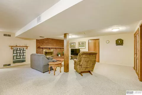 280 N 8th St, Springfield, NE 68059 photo 29