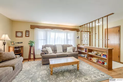 280 N 8th St, Springfield, NE 68059 photo 4