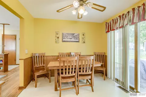 280 N 8th St, Springfield, NE 68059 photo 9