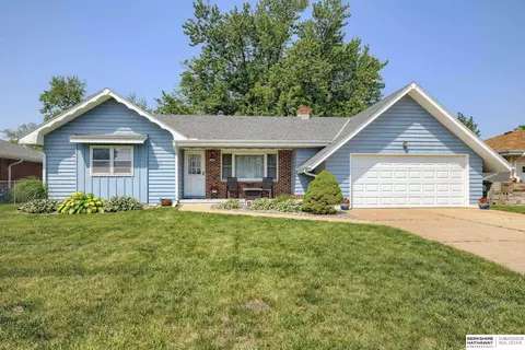 280 N 8th St, Springfield, NE 68059