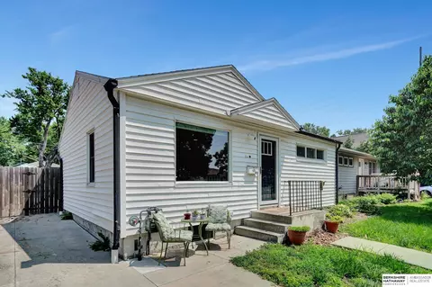 5510 Saylor St, Lincoln, NE 68506