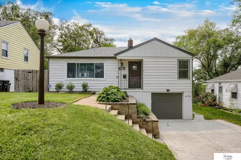 4110 N 54 St, Omaha, NE 68104