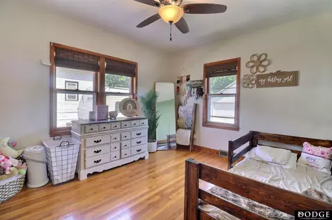 Bedroom - 220 E 8th St, North Bend, NE 68649 photo 4 of 9