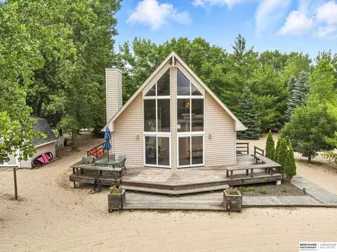 171 Legge Lk, North Bend, NE 68649
