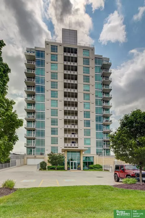 444 Riverfront Plz #501, Omaha, NE 68102